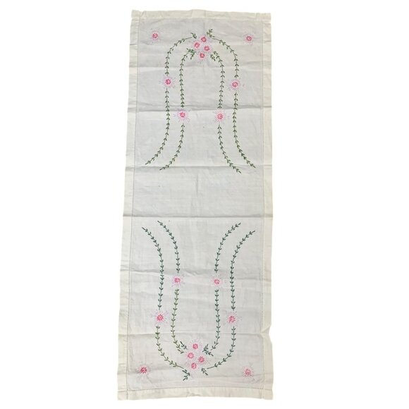 Vintage Cottagecore Hand-Embroidered Floral Rectangular Table Runner Linen - Picture 3 of 9